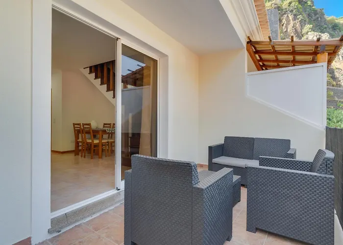 Sun By Madeira * Ponta do Sol (Madeira)